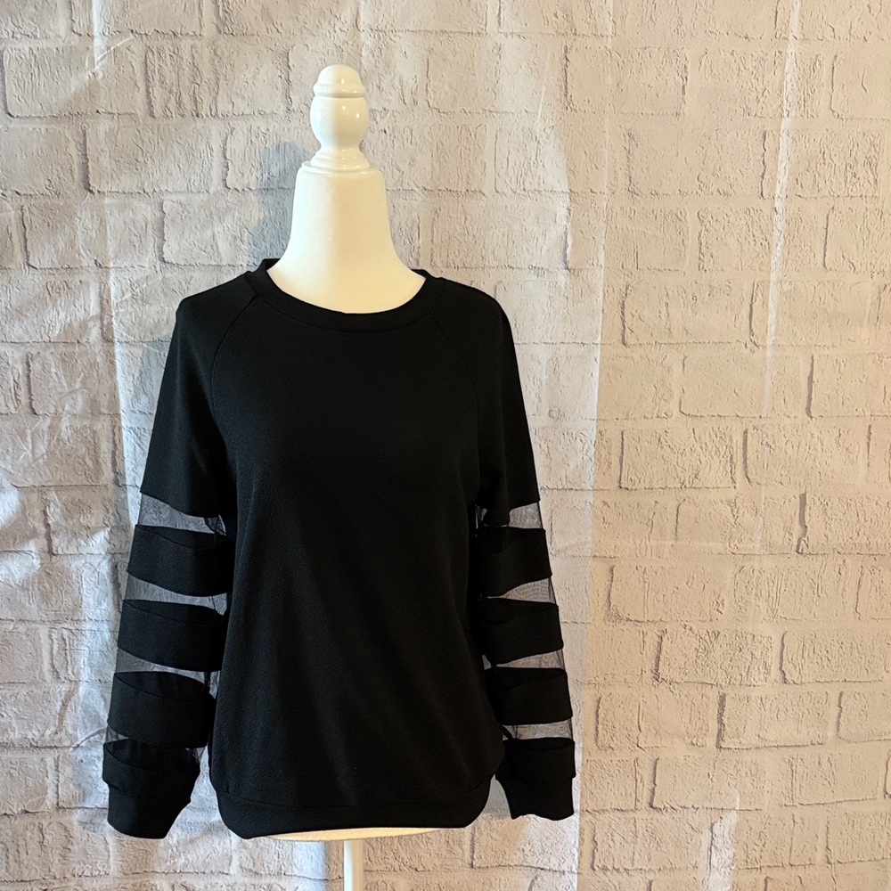 Chic Black Sheer Sleeve Sweatshirt